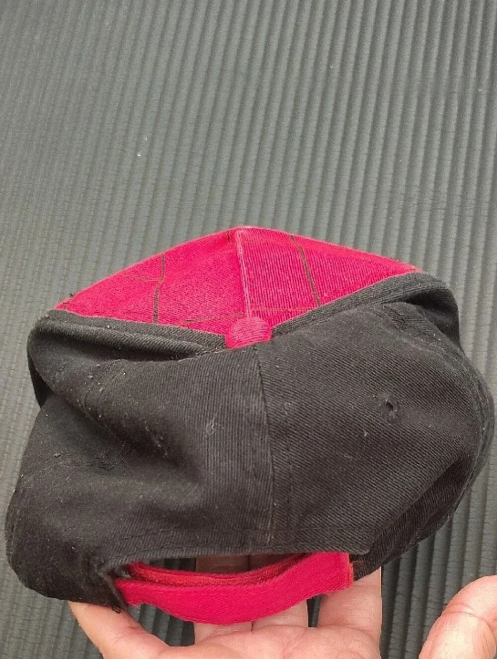 Marvel Red and Black Spider-Man Kids Cap - Picture 6 of 7
